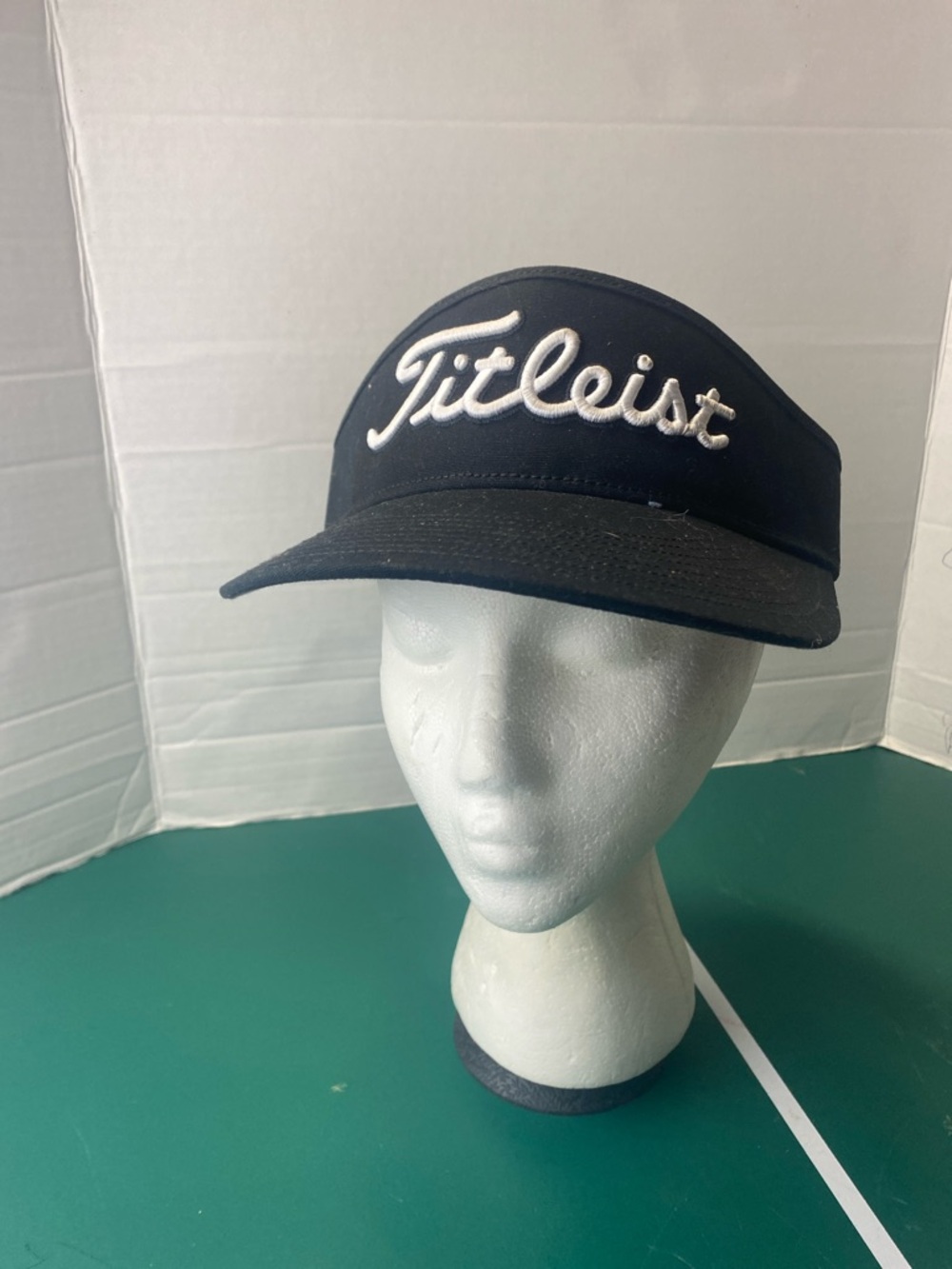 Titleist Adult Tour Performance Golf Visor